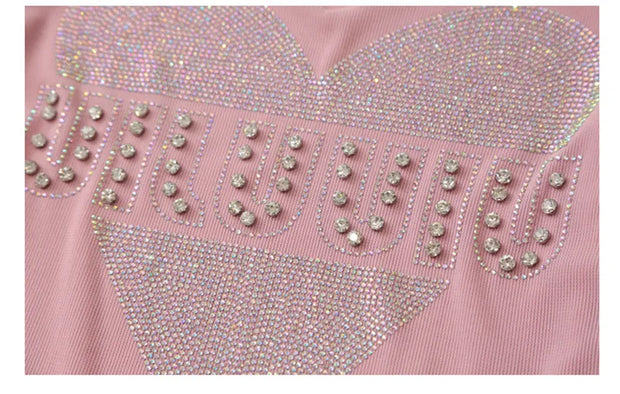 Sexy Summer V-Neck Mesh T-Shirt – Women’s Slim Fit Top with Shiny Heart Diamond Detail