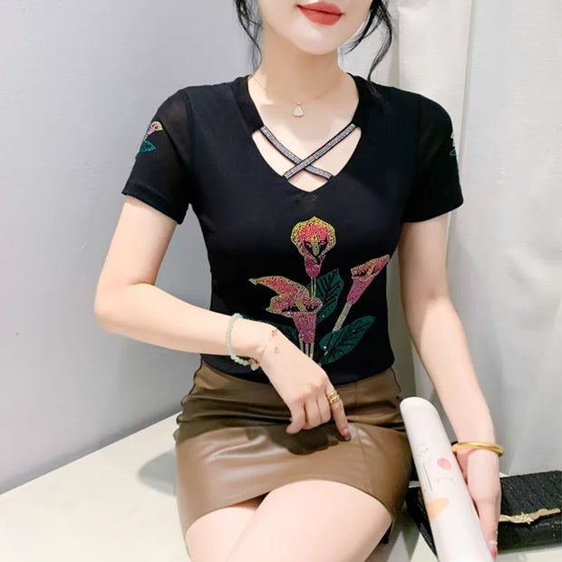 Comfy V-Neck Diamond T-Shirt for Women – Summer Casual Streetwear